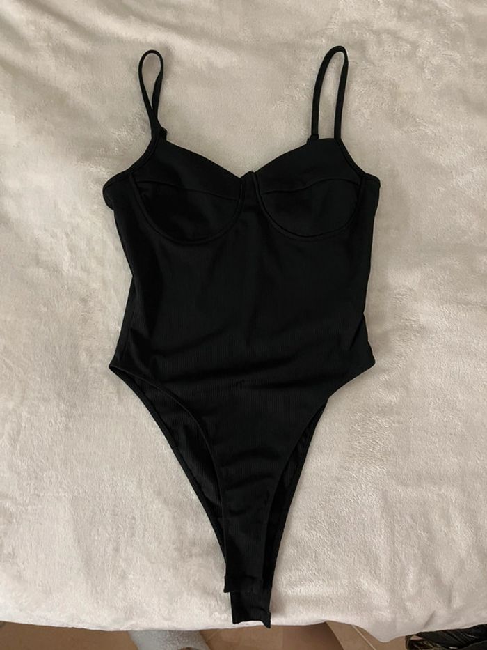 body noir SHEIN - photo numéro 2