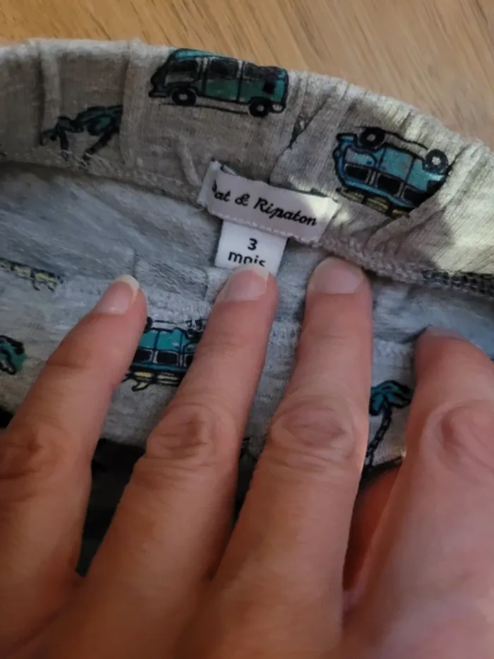 Lot 5 shorts comme neufs 3 mois - photo numéro 5