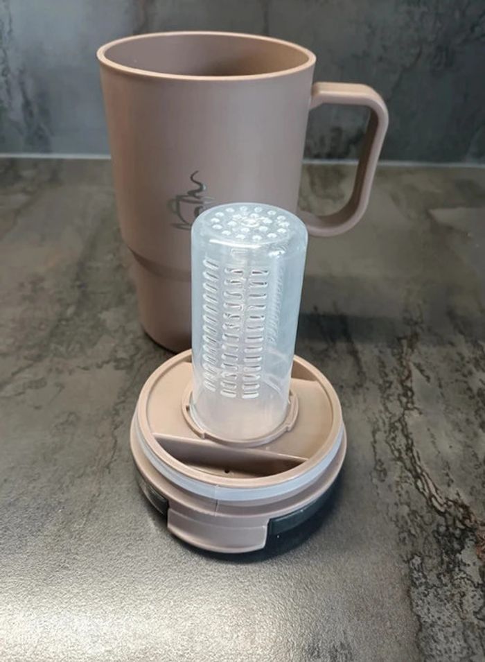 Mug à thé ou café en plastique - photo numéro 5