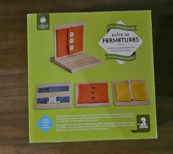 Boîte de fermetures Montessori