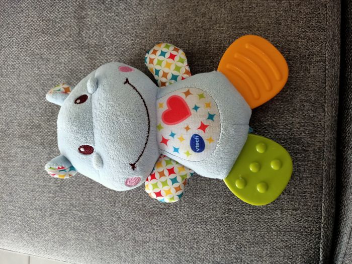 Jouets hippopotame bébé
