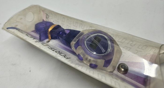 Porte-clé montre.
Neuf. - photo numéro 2