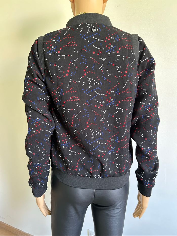 Veste noire et imprimée Kaporal taille XS excellent état - photo numéro 6