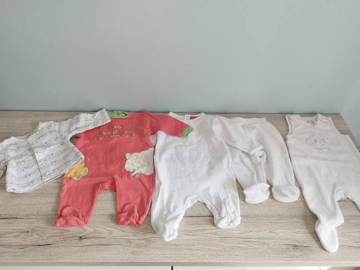 Lot de 37 vêtements fille 3 mois - photo numéro 5