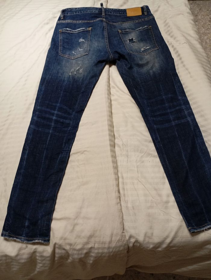 Lot de 2 jeans dsquared en très bon état - photo numéro 2