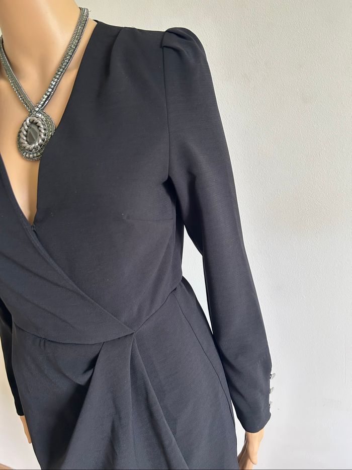 Robe noire neuve à manches longues Morgan taille 34 (valeur 70€) - photo numéro 4
