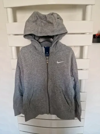 veste grise Nike