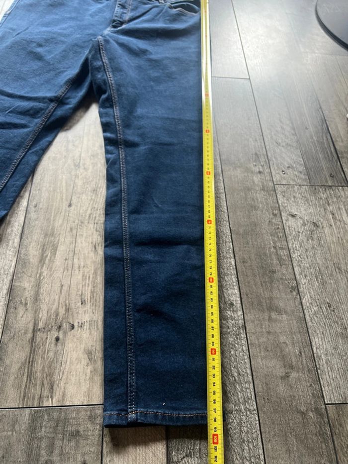 Superbe jeans - photo numéro 4