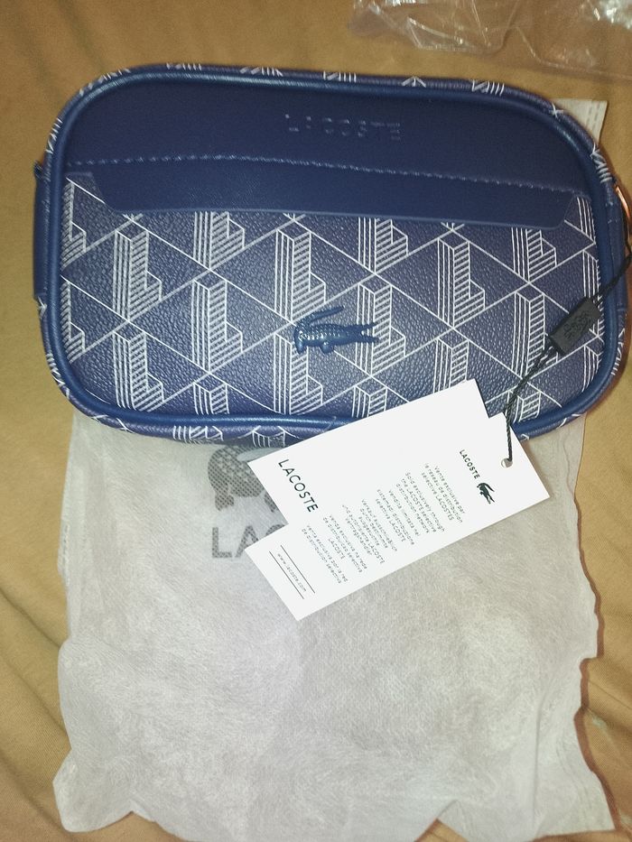 Sacoche Lacoste