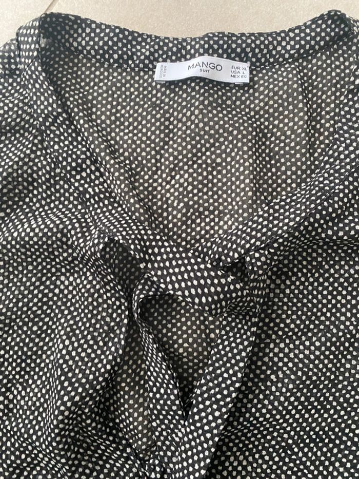 Magnifique chemisier légèrement transparent de chez mango - photo numéro 3