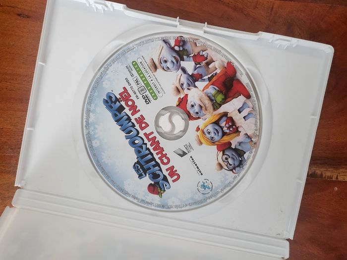 Dvd Schtroumpfs - photo numéro 3