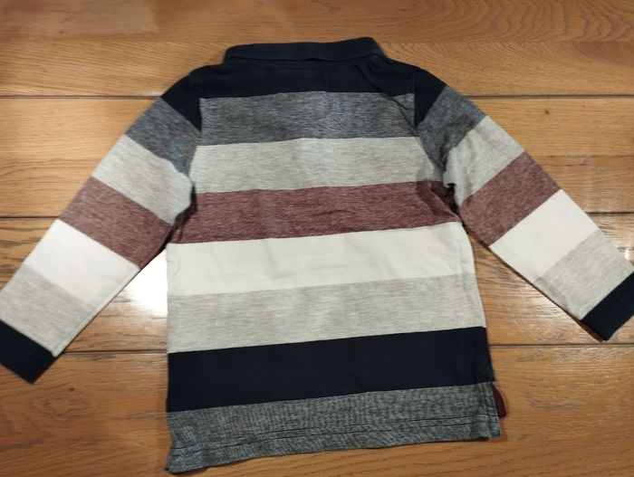 Lot n° 501 Polo manches longues C&A 36 mois - photo numéro 5