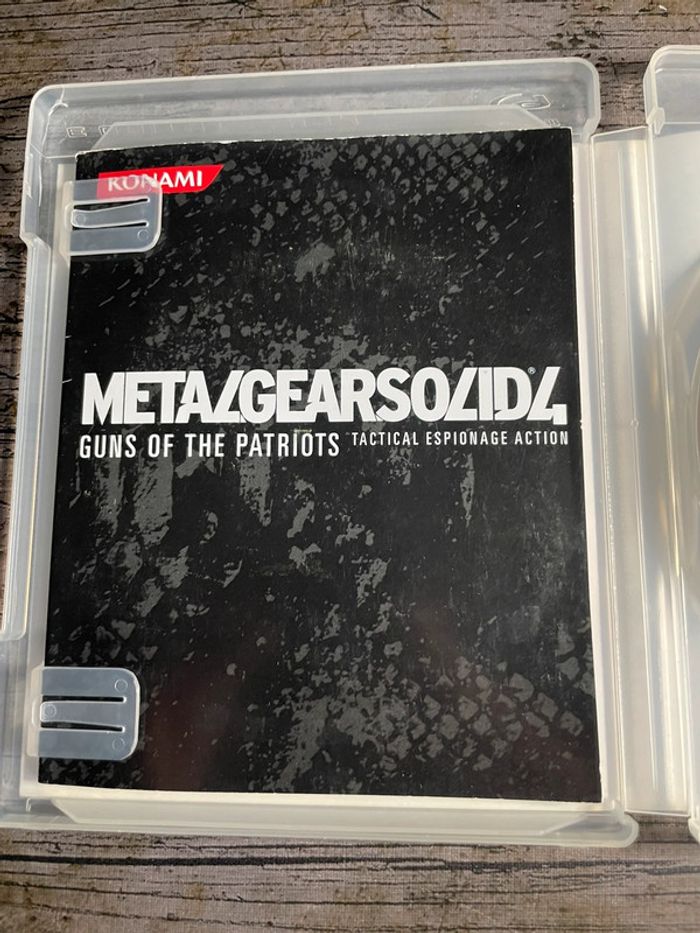 Metal Gear Solid 4 Guns of Patriots - Jeu PS3 Complet Version française Platinum PAL sony - photo numéro 4