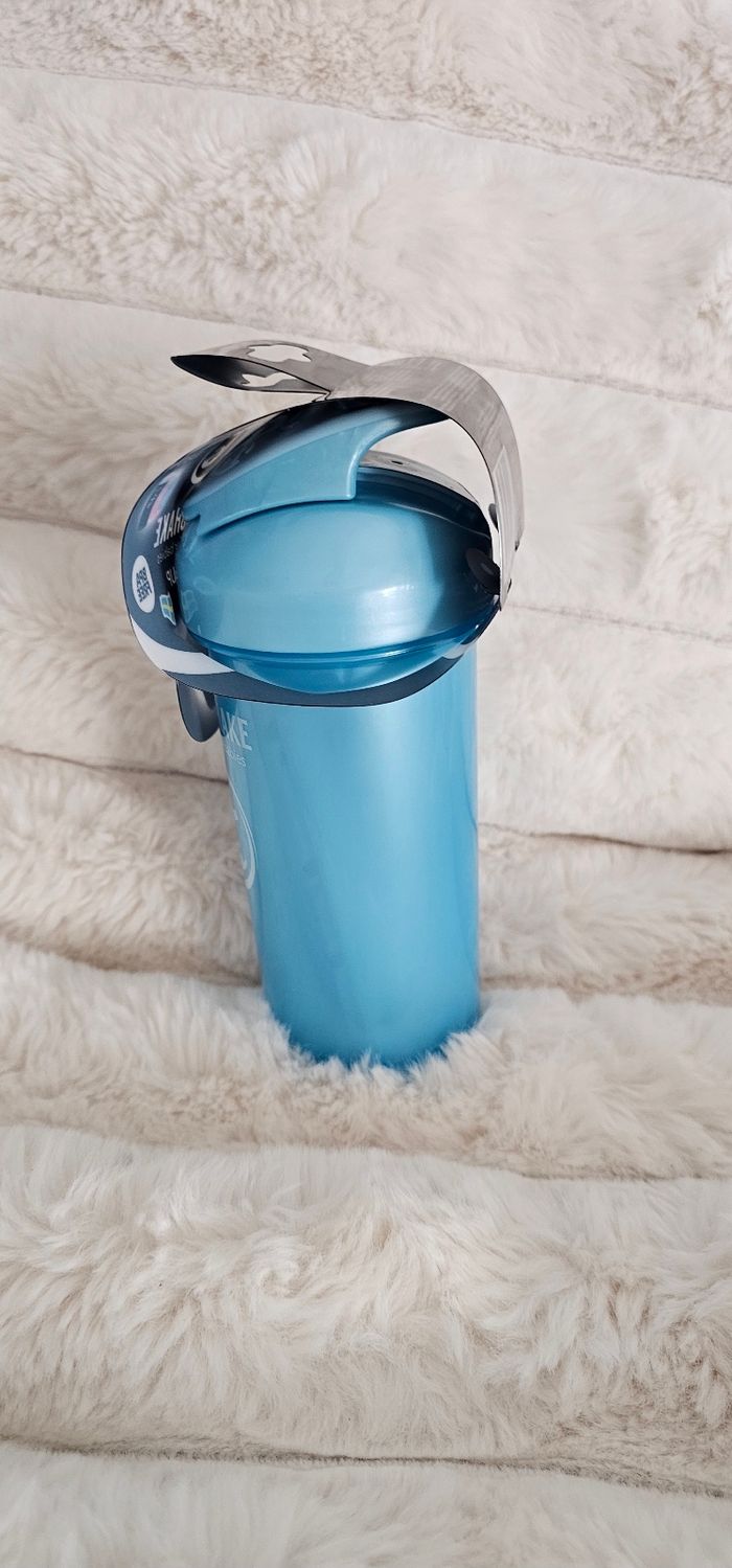 Grande gourde Twistshake Neuf - photo numéro 3