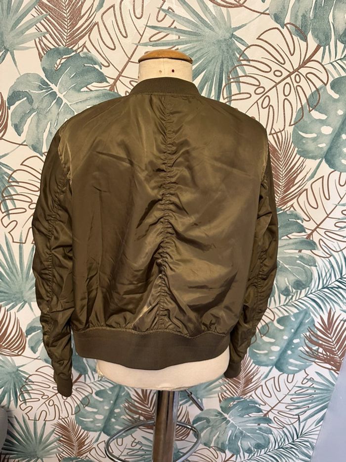 Bomber Pull&Bear kaki tM - photo numéro 3