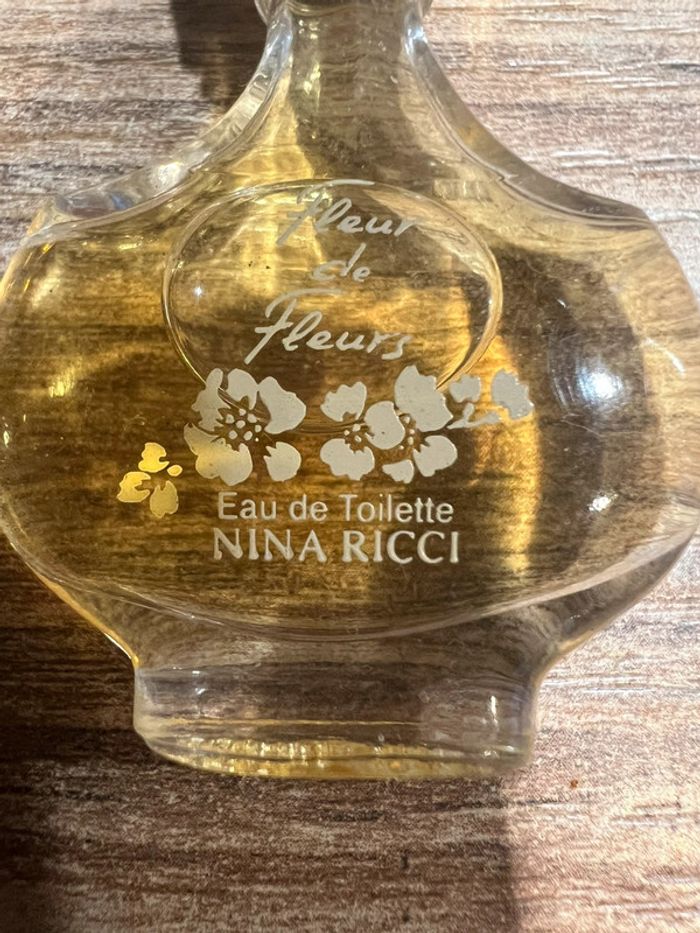 Parfum miniature Nina Ricci fleur de fleurs - photo numéro 2