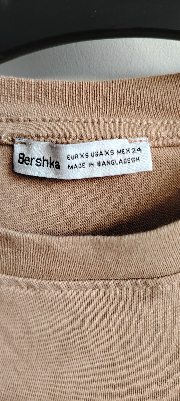 T-shirt Bershka marron à volants – Taille XS - photo numéro 2