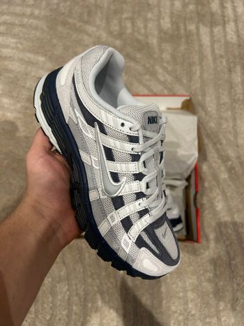 Nike P-6000 en cuir - Gris clair et anthracite - Taille 38