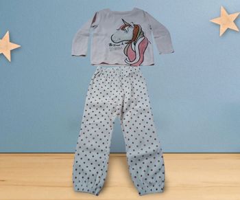Pyjama fille licorne 3 ans très bon état