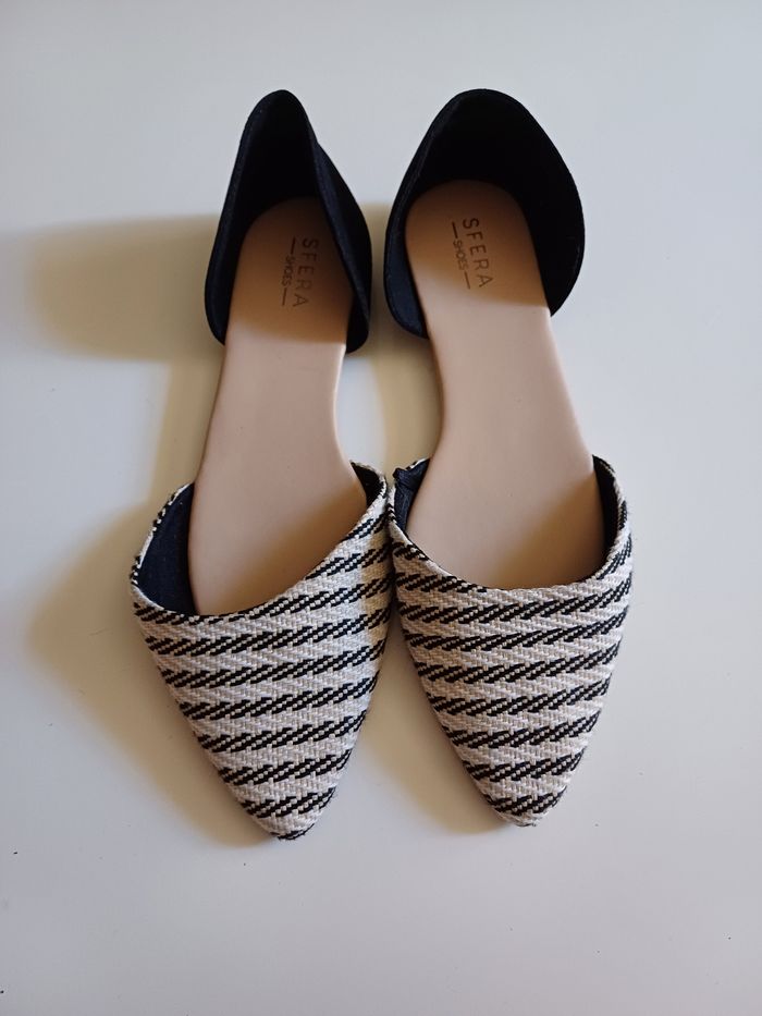 Jolies ballerines ouvertes et plates imprimé géométrique Sfera - photo numéro 3