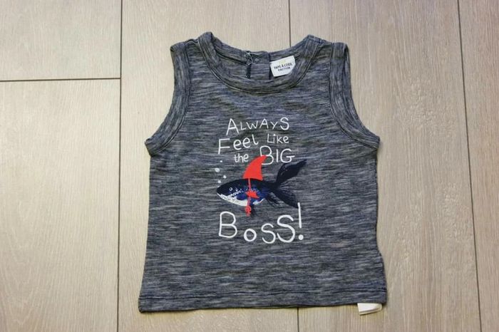 Débardeur bleu marine. Garçon 9 mois. Marque Tape à l'oeil