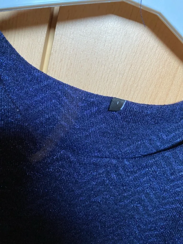 Pull bleu foncé, pailleté - photo numéro 3