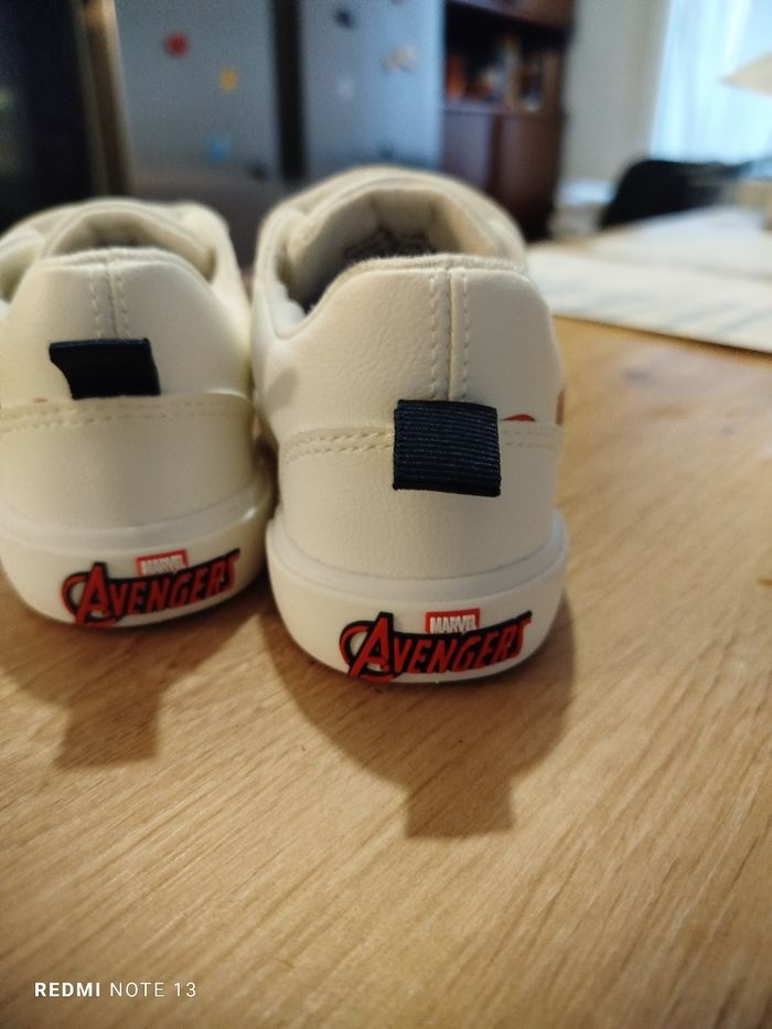 #kytie25chaussuregarcon. Basket taille 25/26 - photo numéro 2