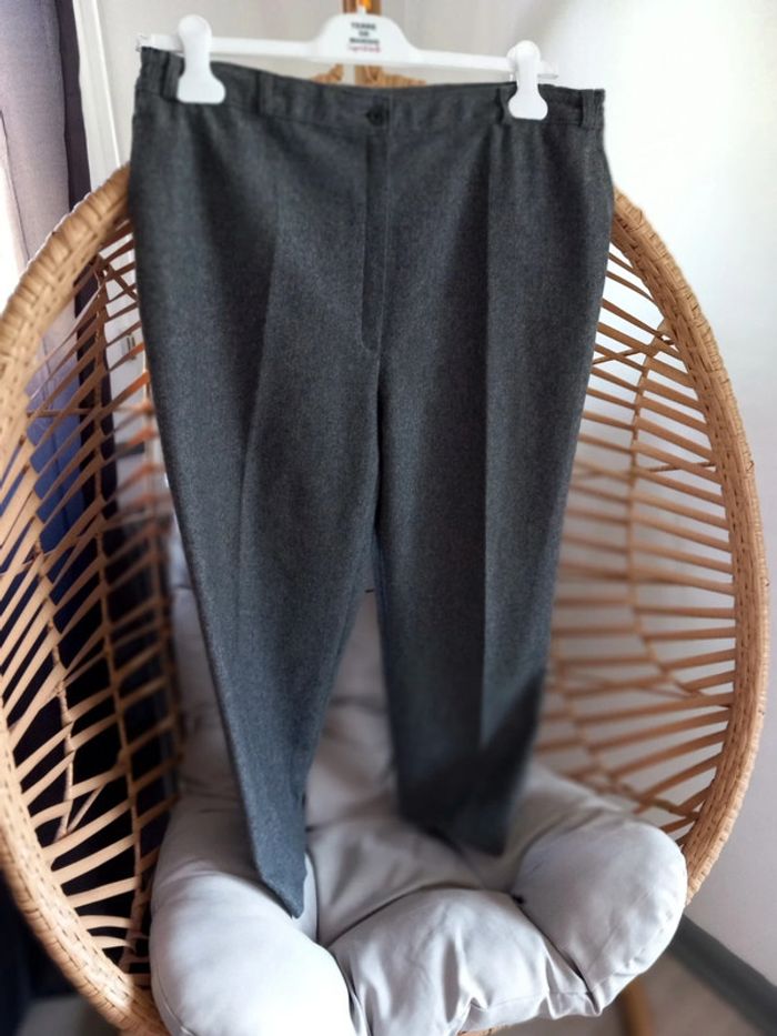 Pantalon taille 48