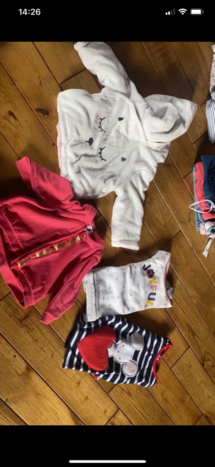 Lot vêtements 6 mois - photo numéro 5