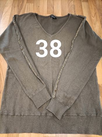 Pull coll V kaki à strass 38 Mosquitos