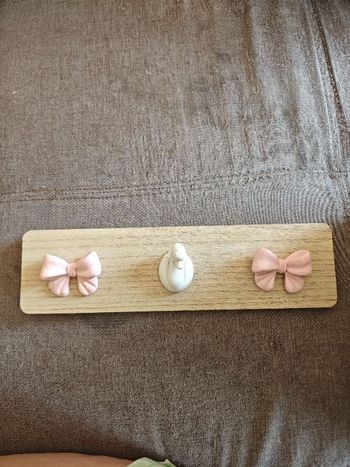 Porte manteau fille bon état