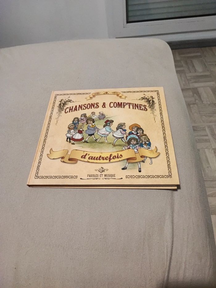 Livre chansons et comptines