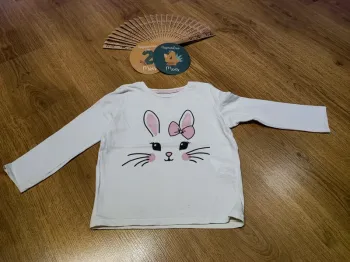 T-shirt manche longue taille 24 mois