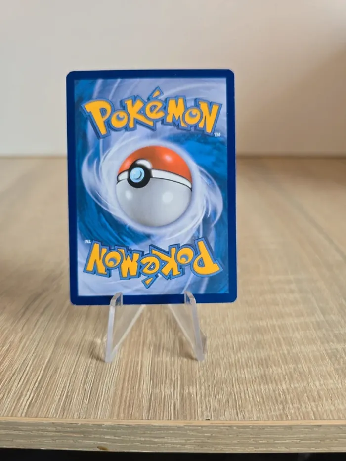 Pikachu 6/12 - photo numéro 6