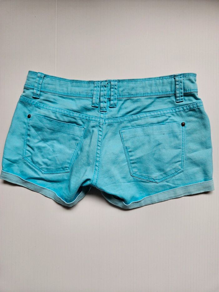 Short turquoise XS - photo numéro 2