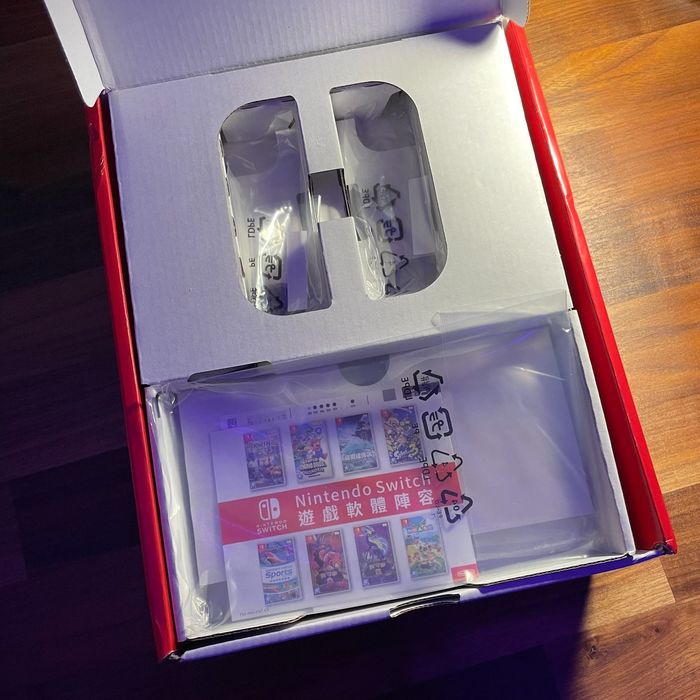 Nintendo OLED - photo numéro 2