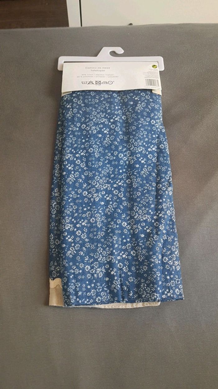 Chemin de table neuf - photo numéro 3