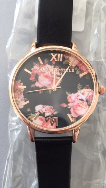 Montre rosée neuve Timize