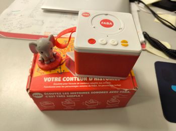 Conteur d'histoires faba + figurine Élé