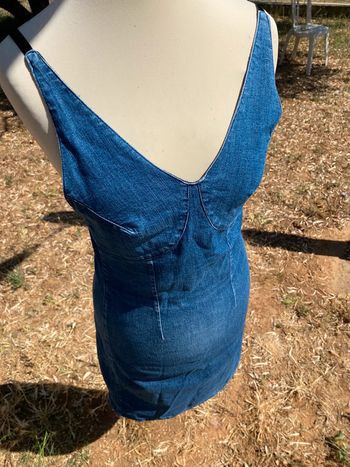 Belle petite robe en jean, tes 10 Smith, taille deux ou 38