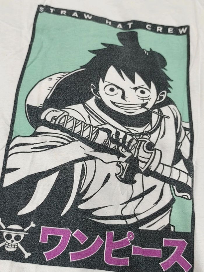 Tee shirt One Piece Taille M/L - photo numéro 3