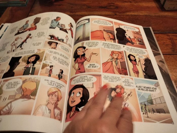 BD louca Tome 1 coup d'envoi Dupuis - photo numéro 7