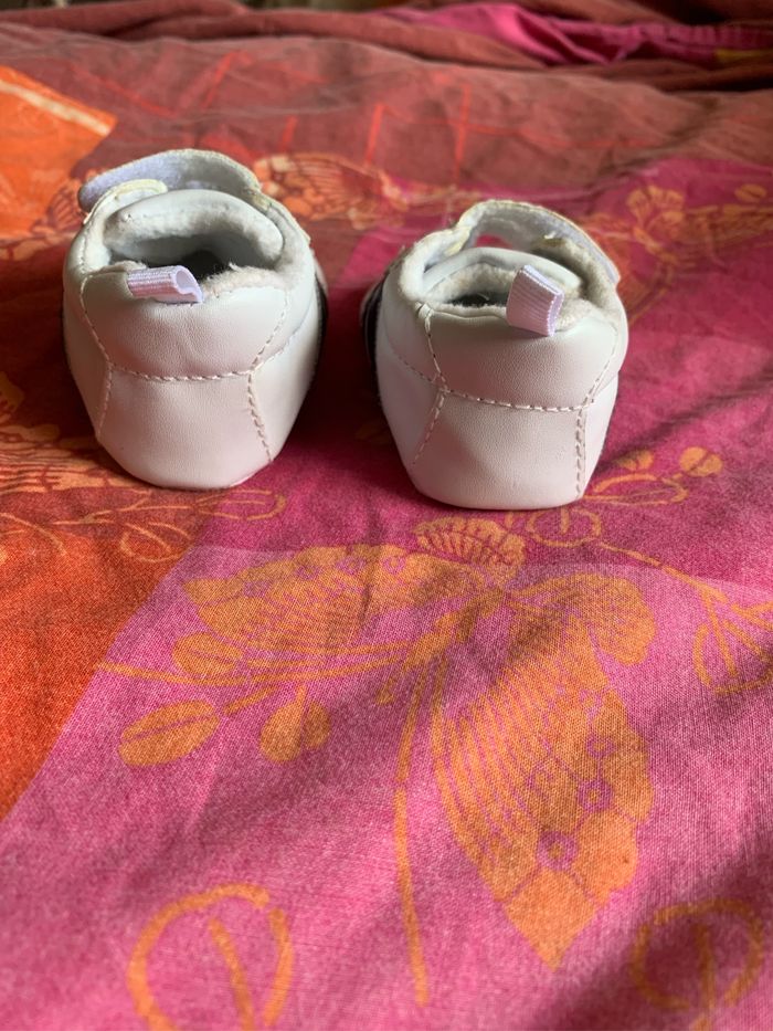 Chaussure bébé - photo numéro 4