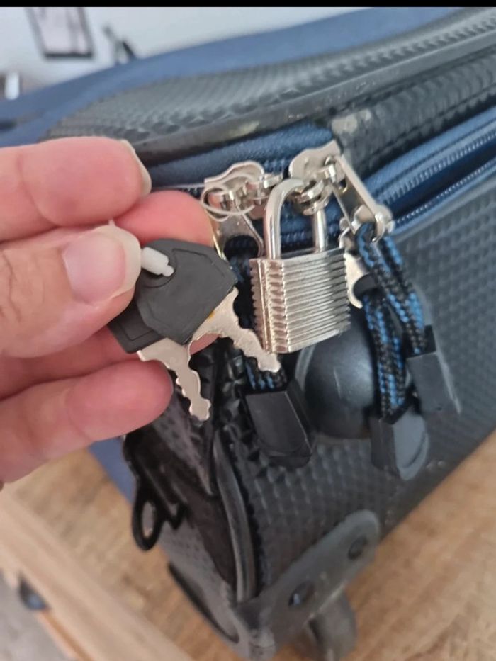 Valise rodelle - photo numéro 7
