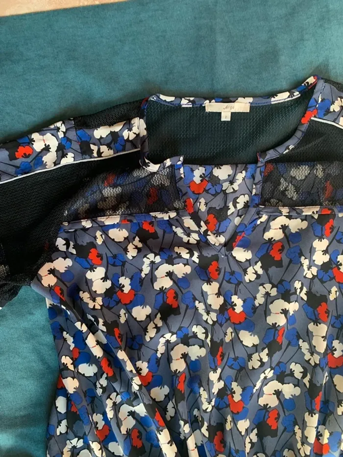 Robe an’ge taille 2 bleus à fleurs neuve - photo numéro 2
