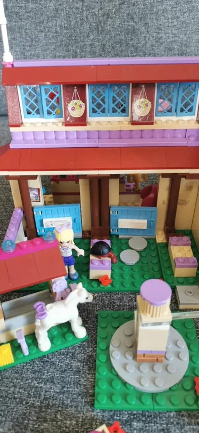 Lego friends le club d'équitation de Heartlake City - photo numéro 3