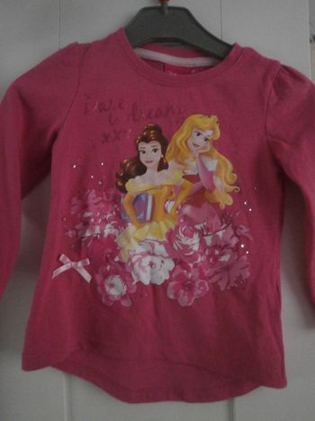 T-shirt Disney Princesses rose 3 ans