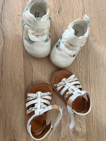 Lot chaussures taille 20