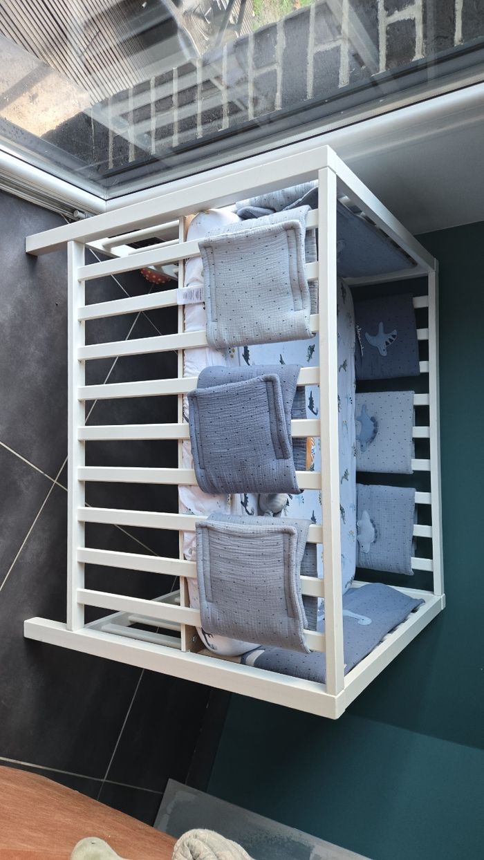 Parc bebe + matelas + tour et tapis de parc - photo numéro 2