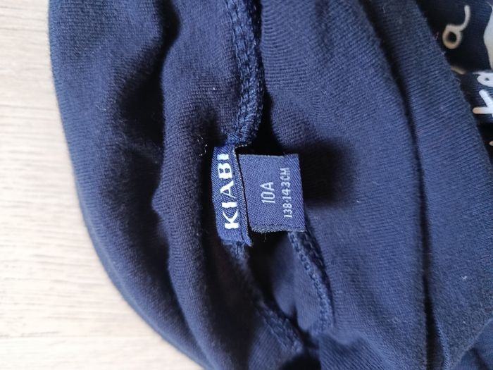 Sous pull marque Kiabi taille 10 ans - photo numéro 3